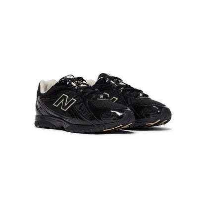 New Balance 204 (Black Timberwolf)