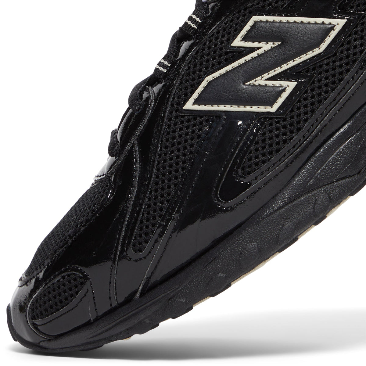 New Balance 204 (Black Timberwolf)