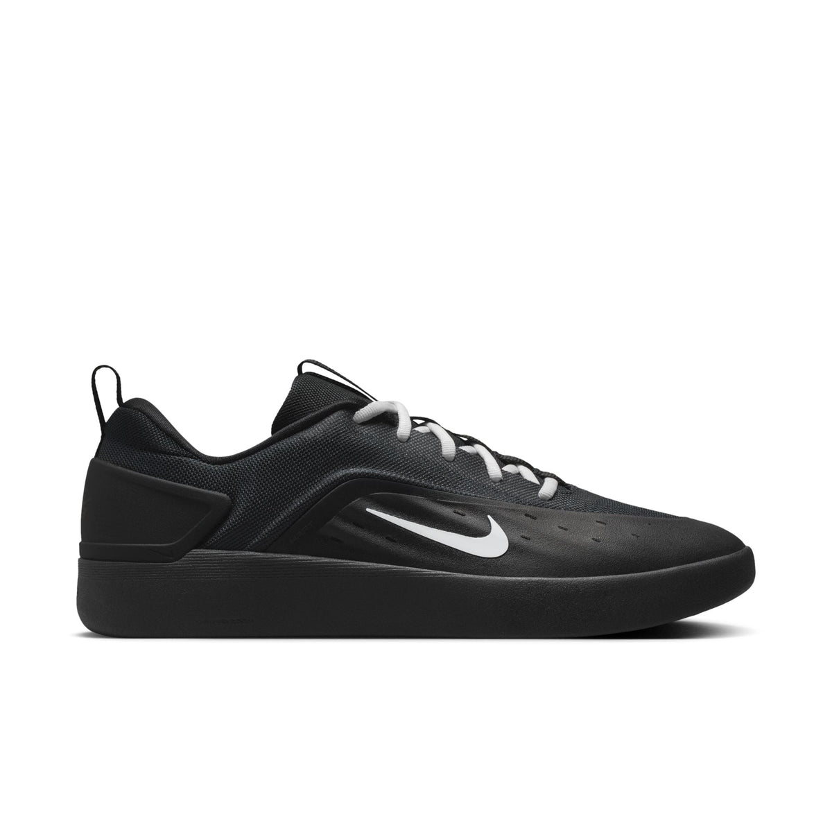 Nike SB Zoom Nyjah 4 Black/White Shoes
