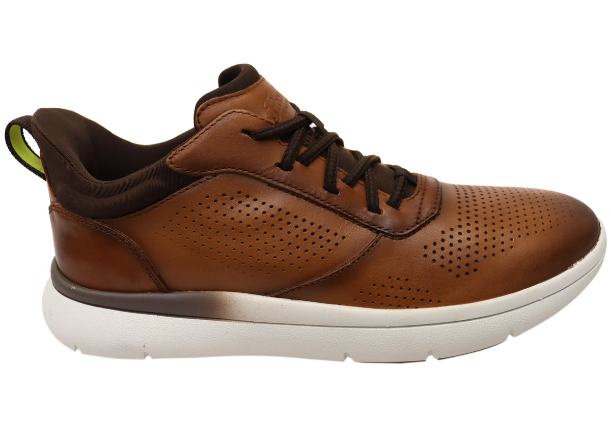 Florsheim Mens Leather EE Extra Wide Fleet Perf Toe Sneakers
